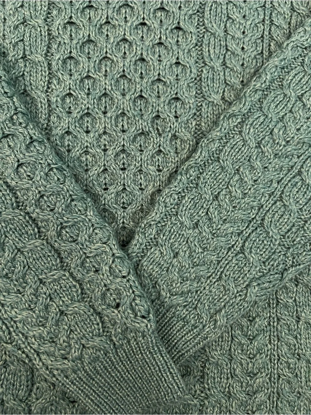 Vintage Carraig Donn green merino wool cable knit sweater Irish Fisherman Cabin